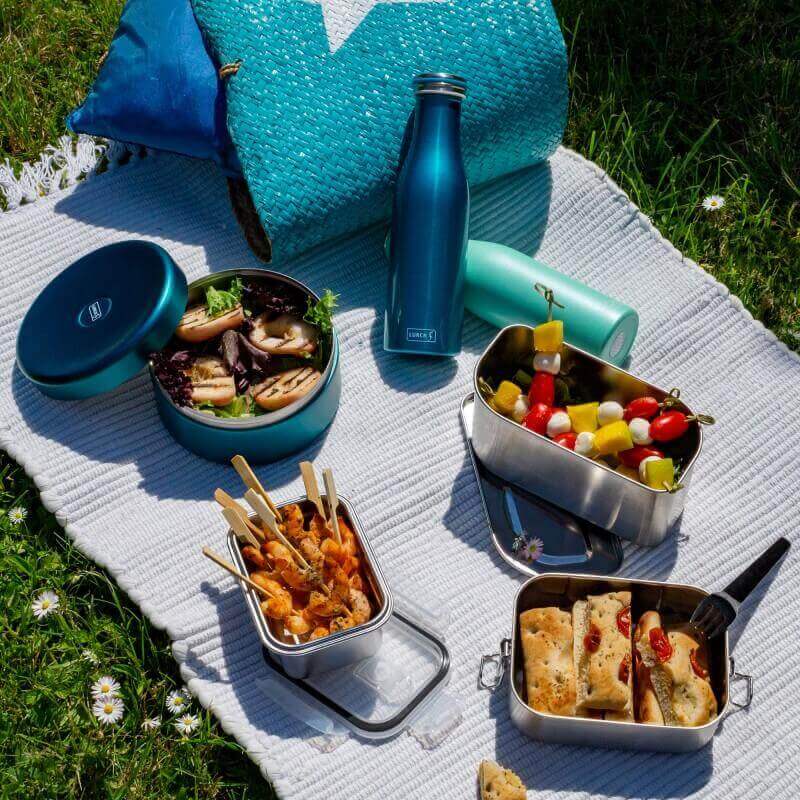 termosky a láhve na cesty